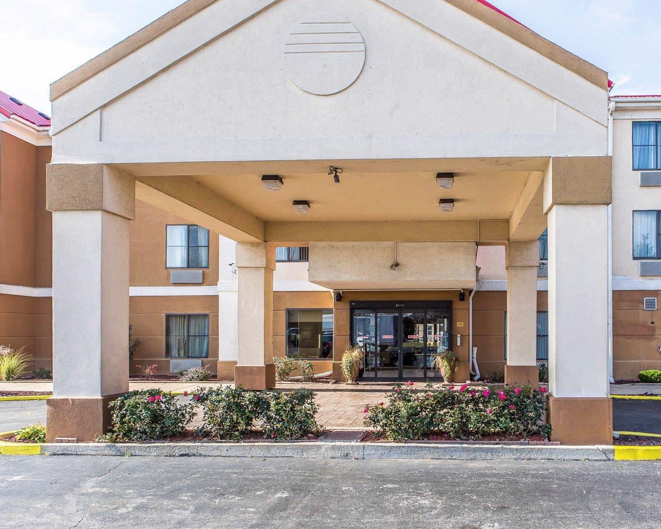 Comfort Suites Near I-80 And I-94 Лансінґ Екстер'єр фото